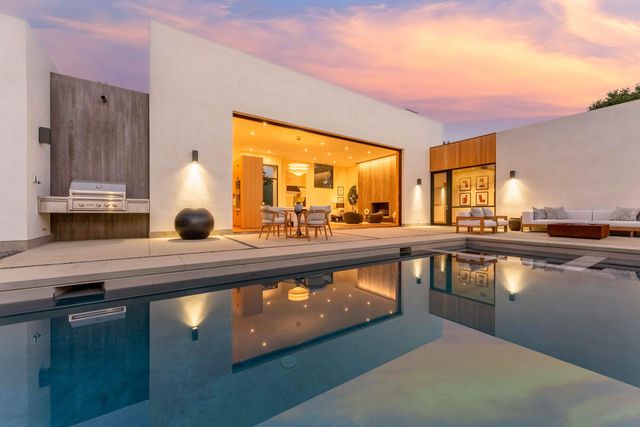 a view of garden with patio