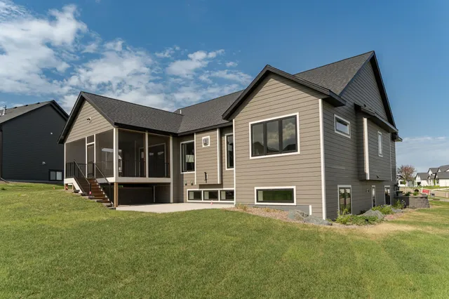 $924,900 | 3180 Bella Terra Lane Northeast, Rochester, MN 55906