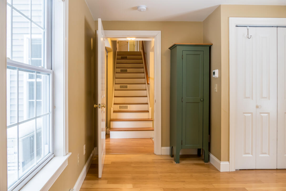 25 Allen Road Pownal, ME 04069 - Photo 29 of 60 36-1st floor bedroom (4 of 4)