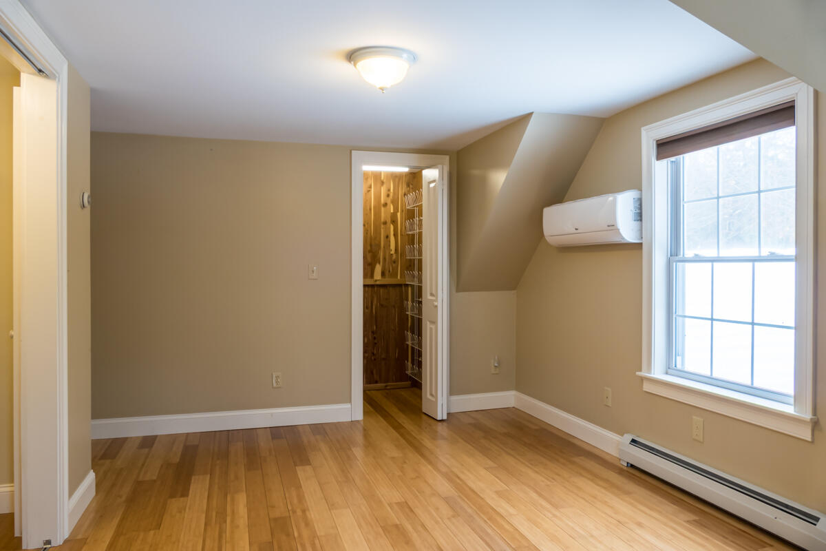 25 Allen Road Pownal, ME 04069 - Photo 33 of 60 40-Primary bedroom (4 of 4)