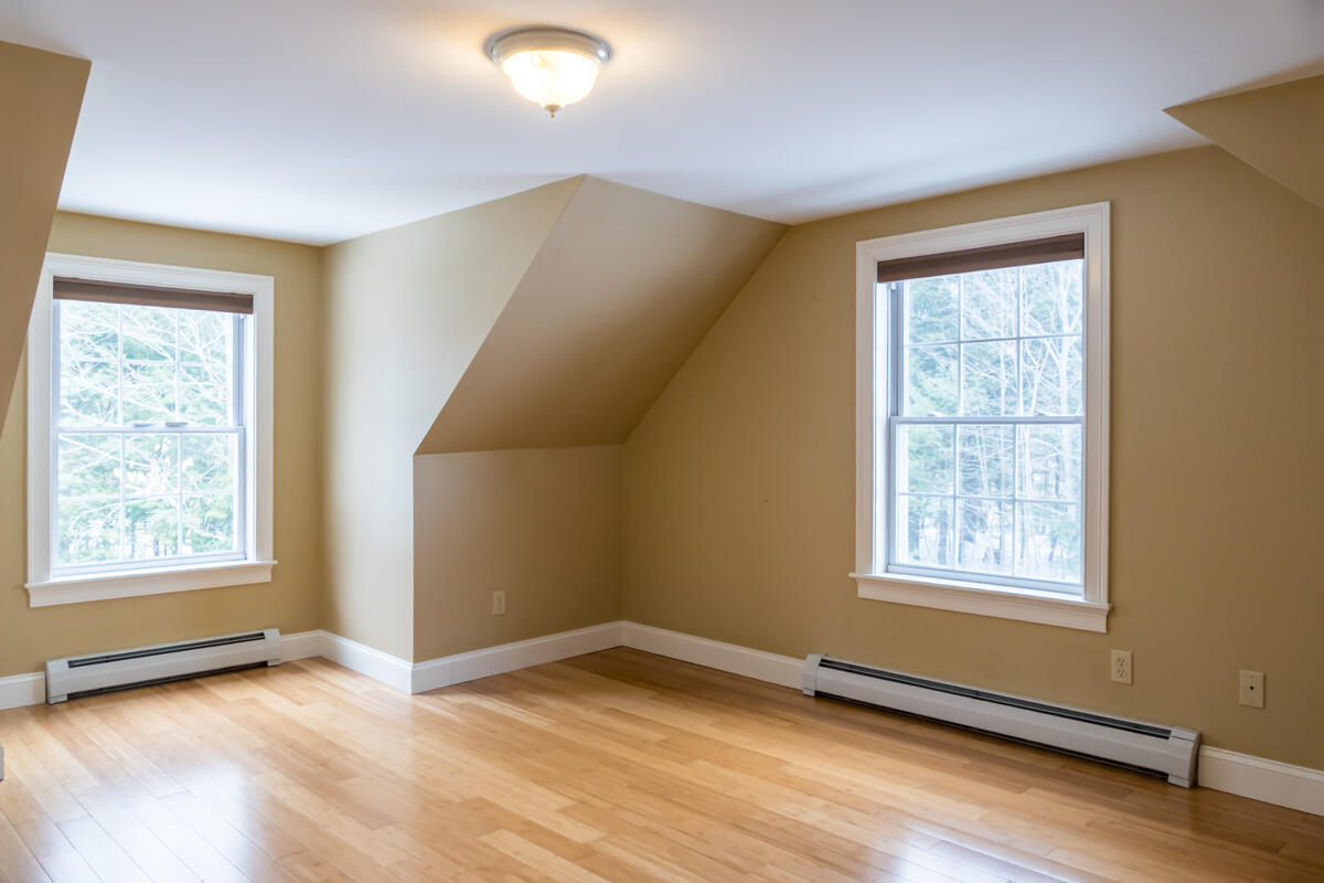 25 Allen Road Pownal, ME 04069 - Photo 40 of 60 47-3rd bedroom (1 of 3)
