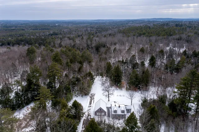 $595,000 | 25 Allen Road, Pownal, ME 04069