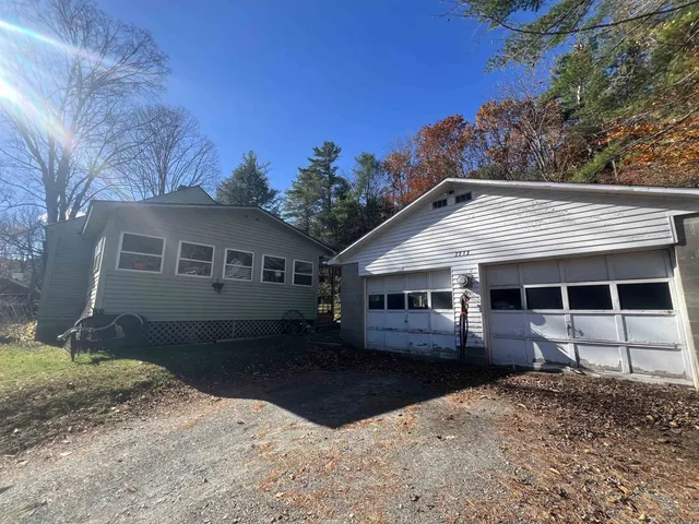 $899,000 | 3773 Woodstock Road, Hartford, VT 05001