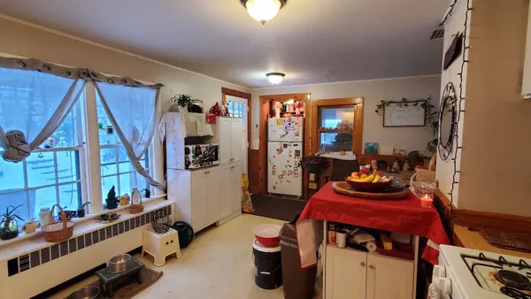 $899,000 | 3773 Woodstock Road, Hartford, VT 05001