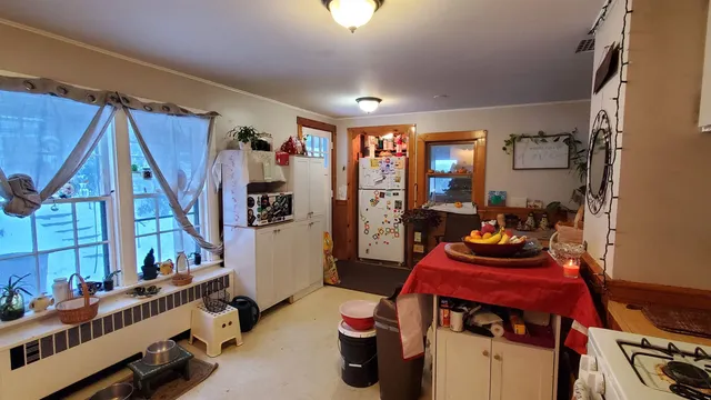 $899,000 | 3773 Woodstock Road, Hartford, VT 05001