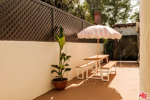 $999,000 | 4260 South Norton Avenue, Los Angeles, CA 90008