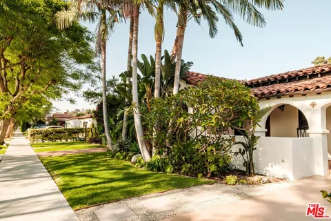 $999,000 | 4260 South Norton Avenue, Los Angeles, CA 90008