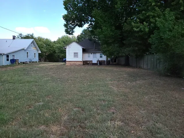 $39,000 | 215 North Osage Street, Argonia, KS 67004