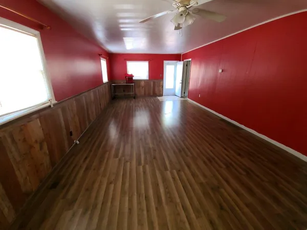 $39,000 | 215 North Osage Street, Argonia, KS 67004