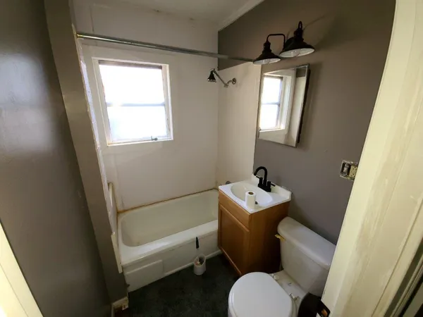 $39,000 | 215 North Osage Street, Argonia, KS 67004