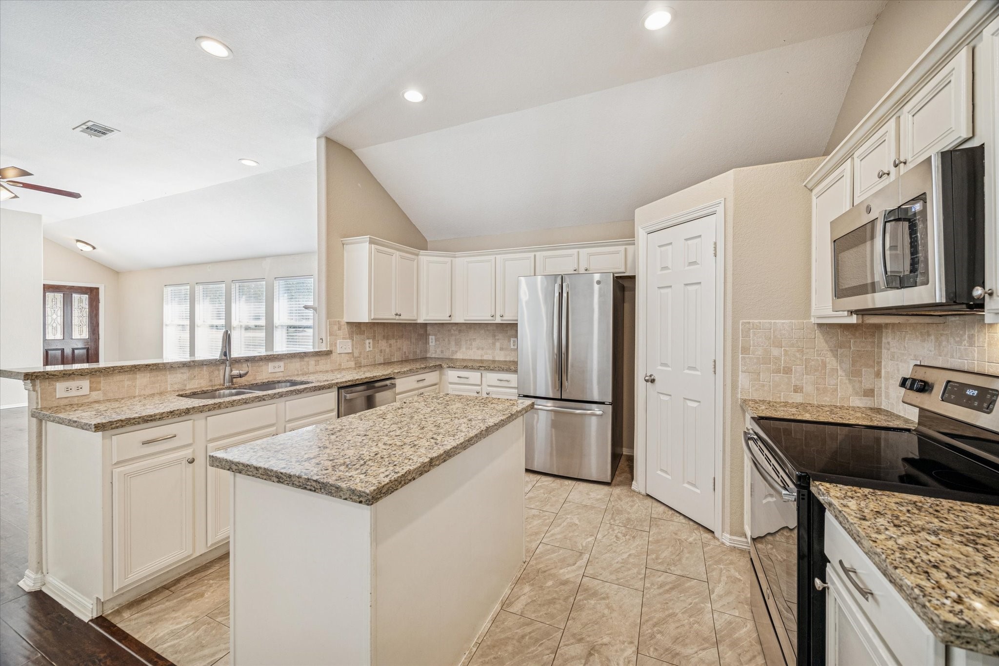 19034 Ranchcrest Drive Magnolia, TX 77355 - Photo 6 of 26