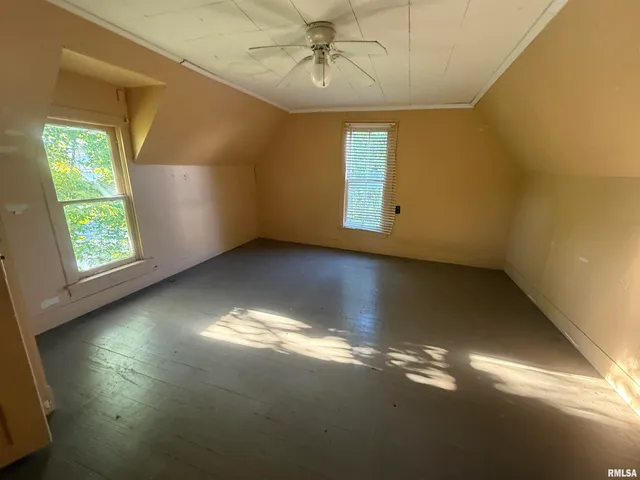 $38,000 | 508 West College Street, Carbondale, IL 62901