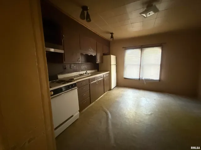 $38,000 | 508 West College Street, Carbondale, IL 62901