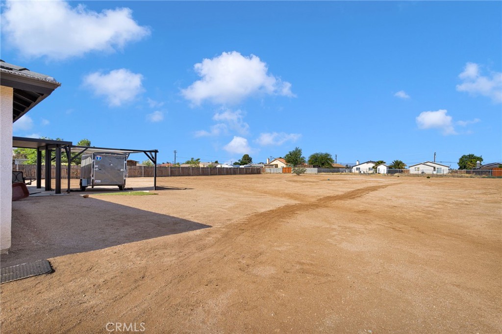 12744 Pauhaska Road Apple Valley, CA 92308 - Photo 31 of 37