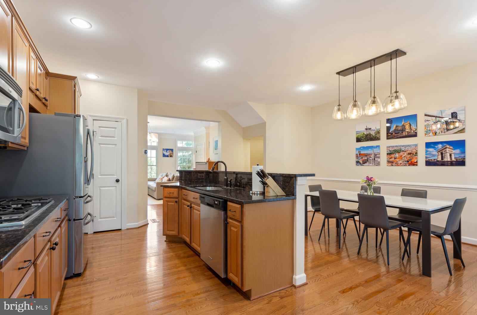 824 West Glebe Road Alexandria, VA 22305 - Photo 13 of 34