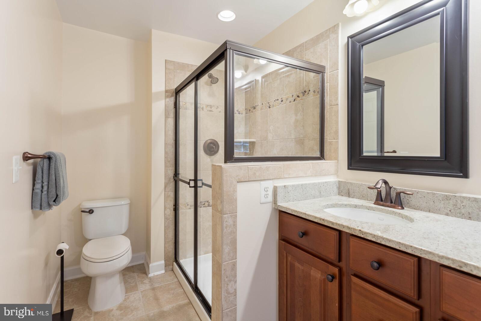 824 West Glebe Road Alexandria, VA 22305 - Photo 25 of 34