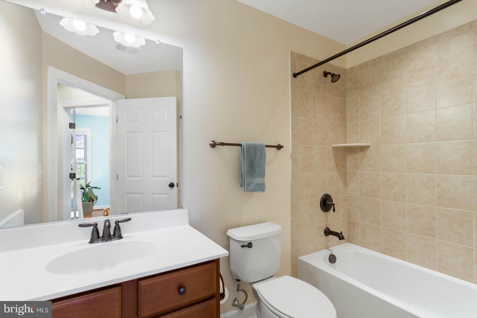824 West Glebe Road Alexandria, VA 22305 - Photo 27 of 34