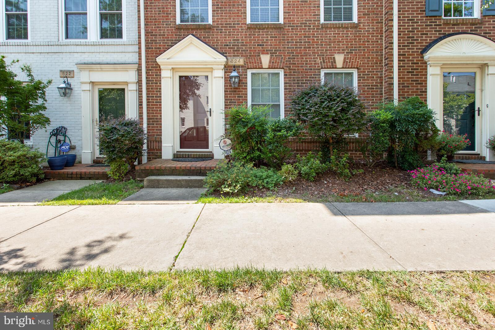 824 West Glebe Road Alexandria, VA 22305 - Photo 4 of 34