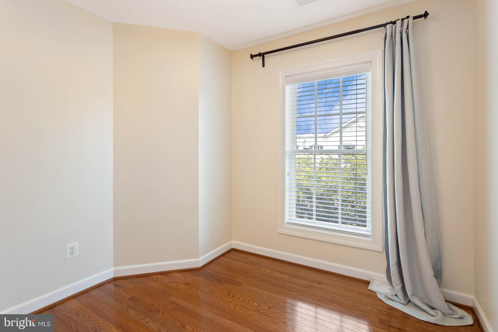 824 West Glebe Road Alexandria, VA 22305 - Photo 31 of 34