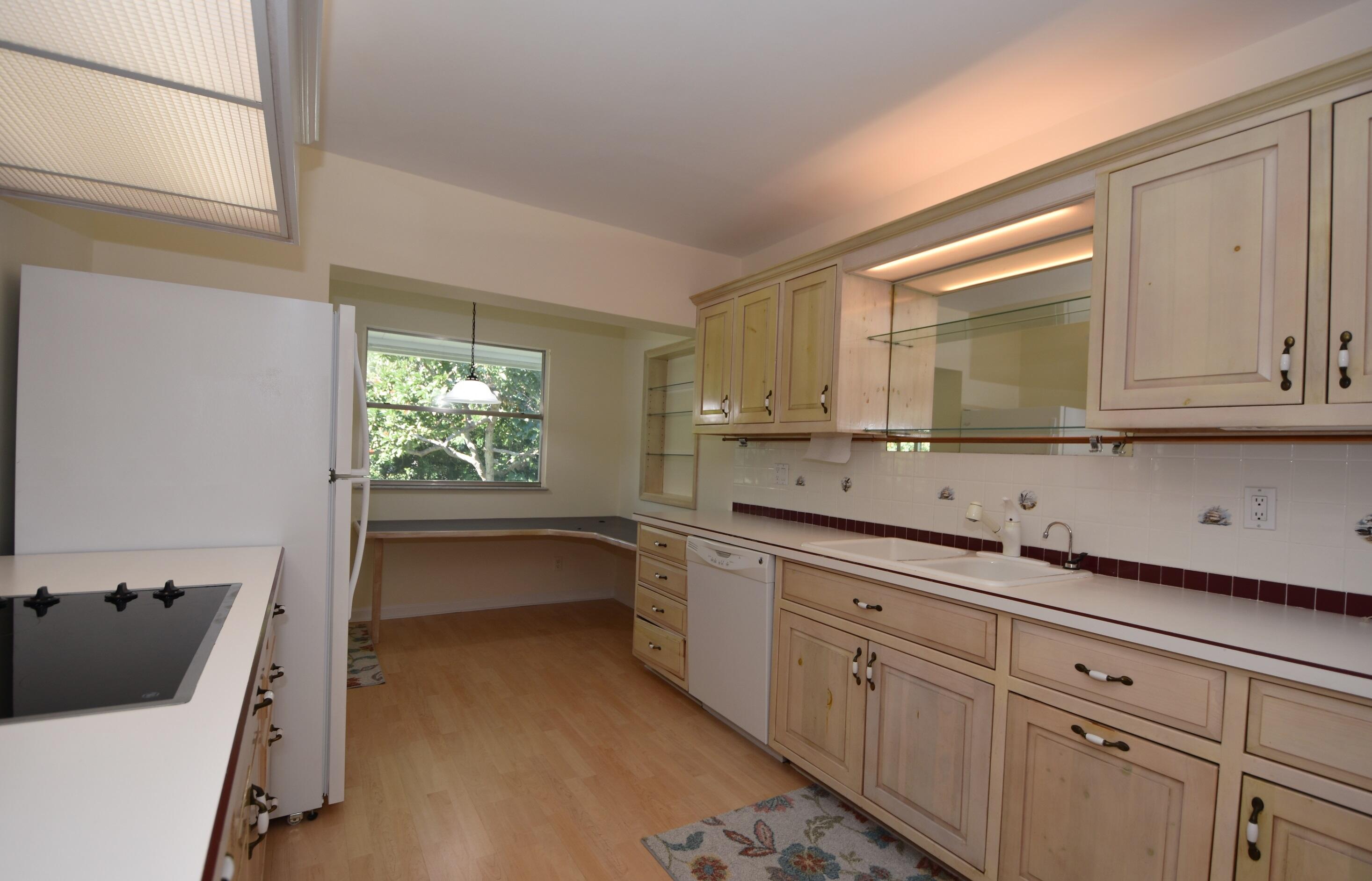 1299 Southwest 12th Avenue Boca Raton, FL 33486 - Photo 8 of 19 ki