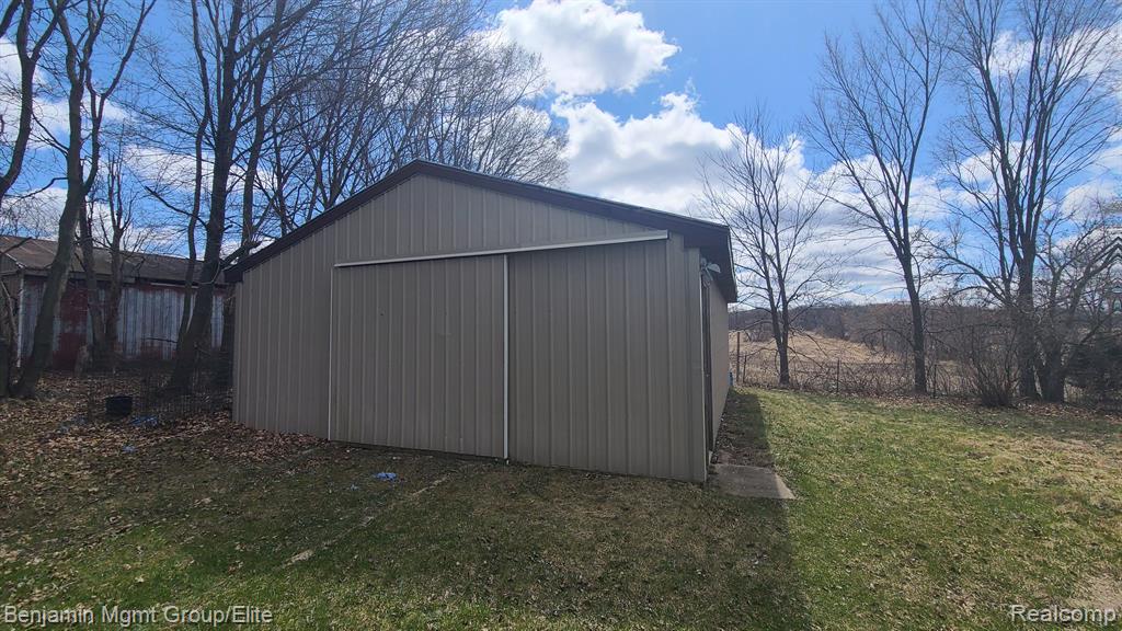 9416 Hogan Road Fenton, MI 48430 - Photo 14 of 16
