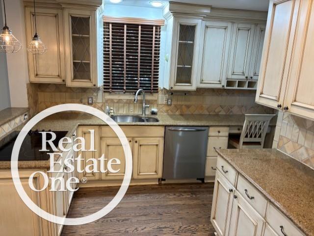 348 Touraine Road Grosse Pointe, MI 48236 - Photo 41 of 49 50179069-169a9f70-5df1-4d52-950e-e10d35be39df.JPG