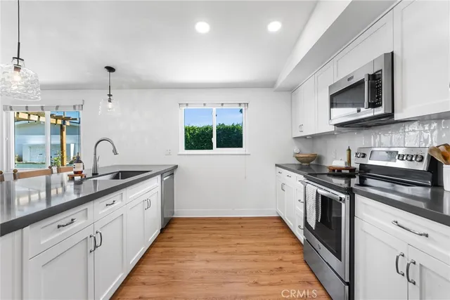 $1,799,000 | 2314 Colgate Drive, Costa Mesa, CA 92626