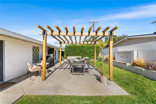 $1,799,000 | 2314 Colgate Drive, Costa Mesa, CA 92626