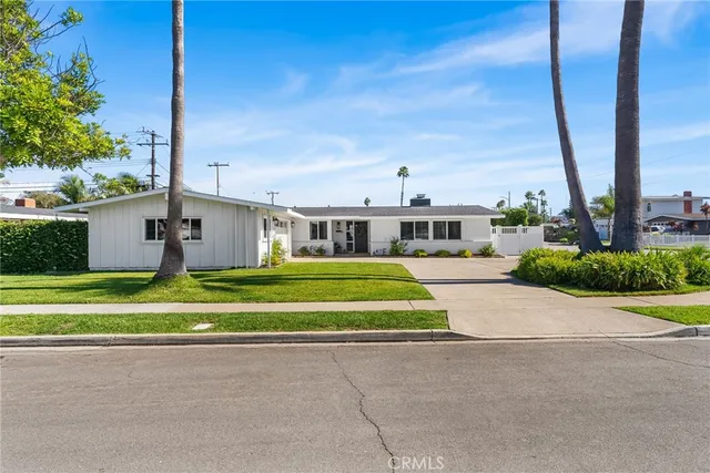 $1,799,000 | 2314 Colgate Drive, Costa Mesa, CA 92626