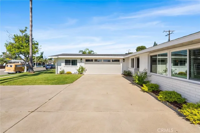 $1,799,000 | 2314 Colgate Drive, Costa Mesa, CA 92626