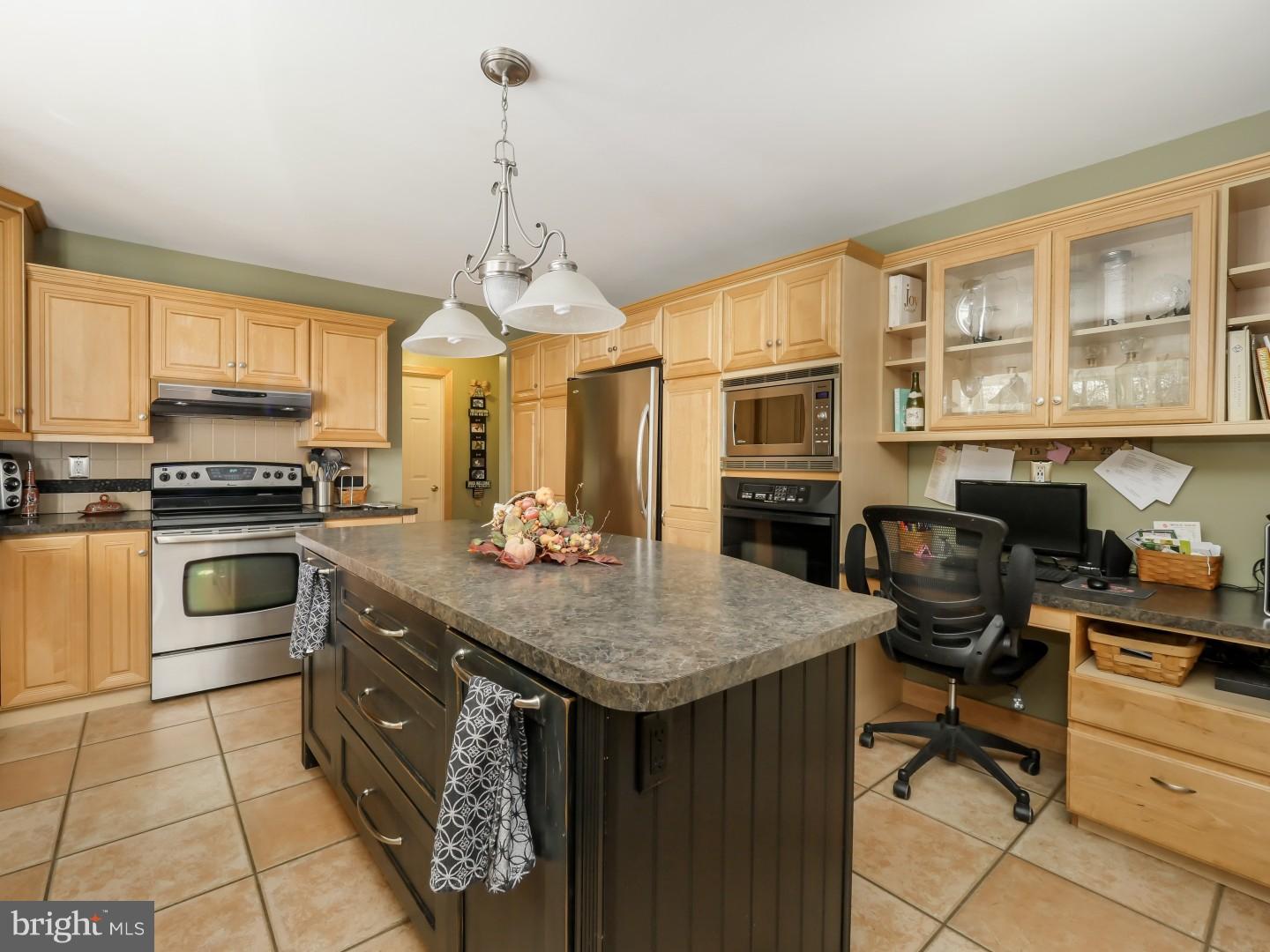 37 Ridge Run Road Sellersville, PA 18960 - Photo 3 of 20 Gallery Image 3