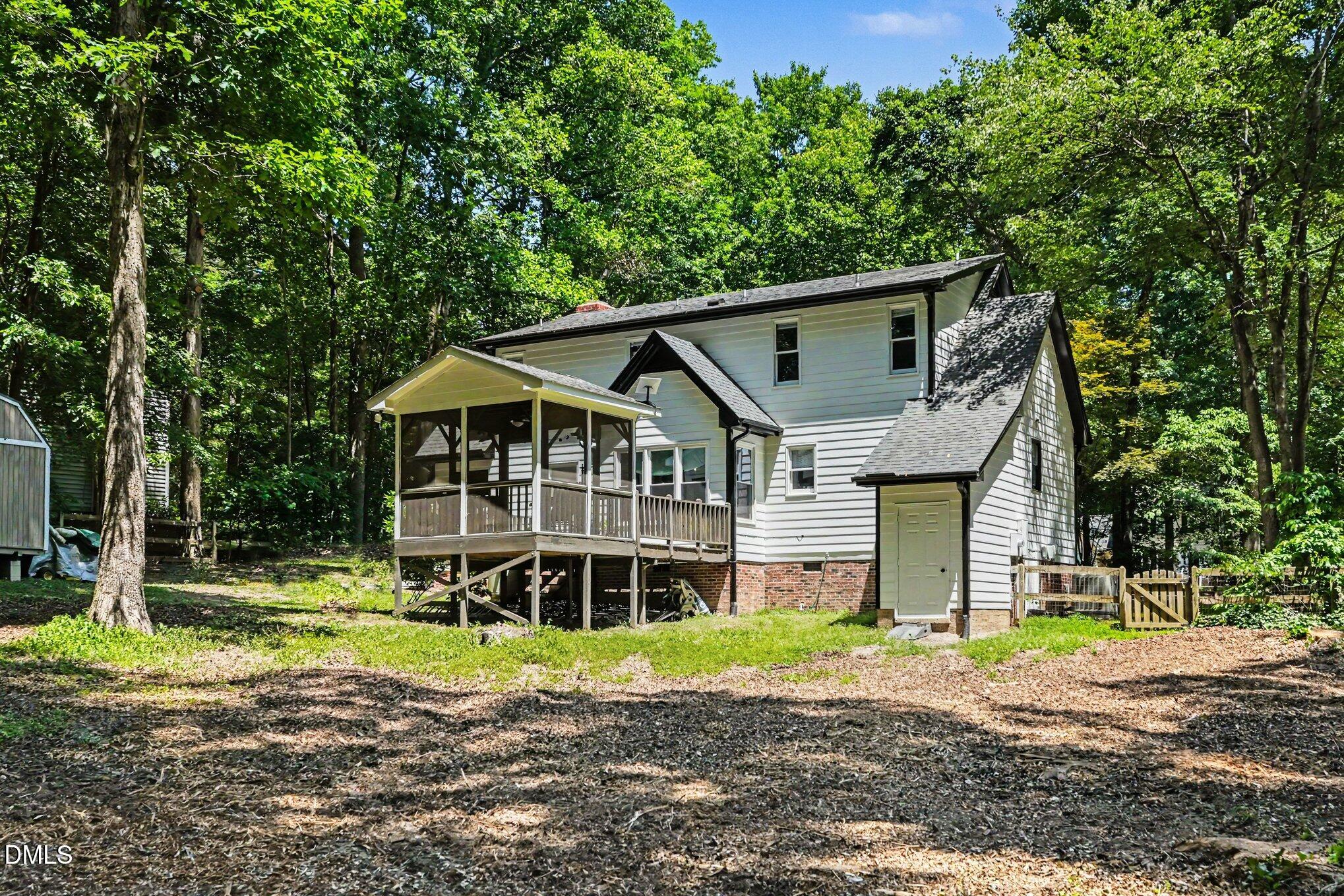 6016 Hampton Ridge Road Raleigh, NC 27603 - Photo 29 of 32 029_file_9465