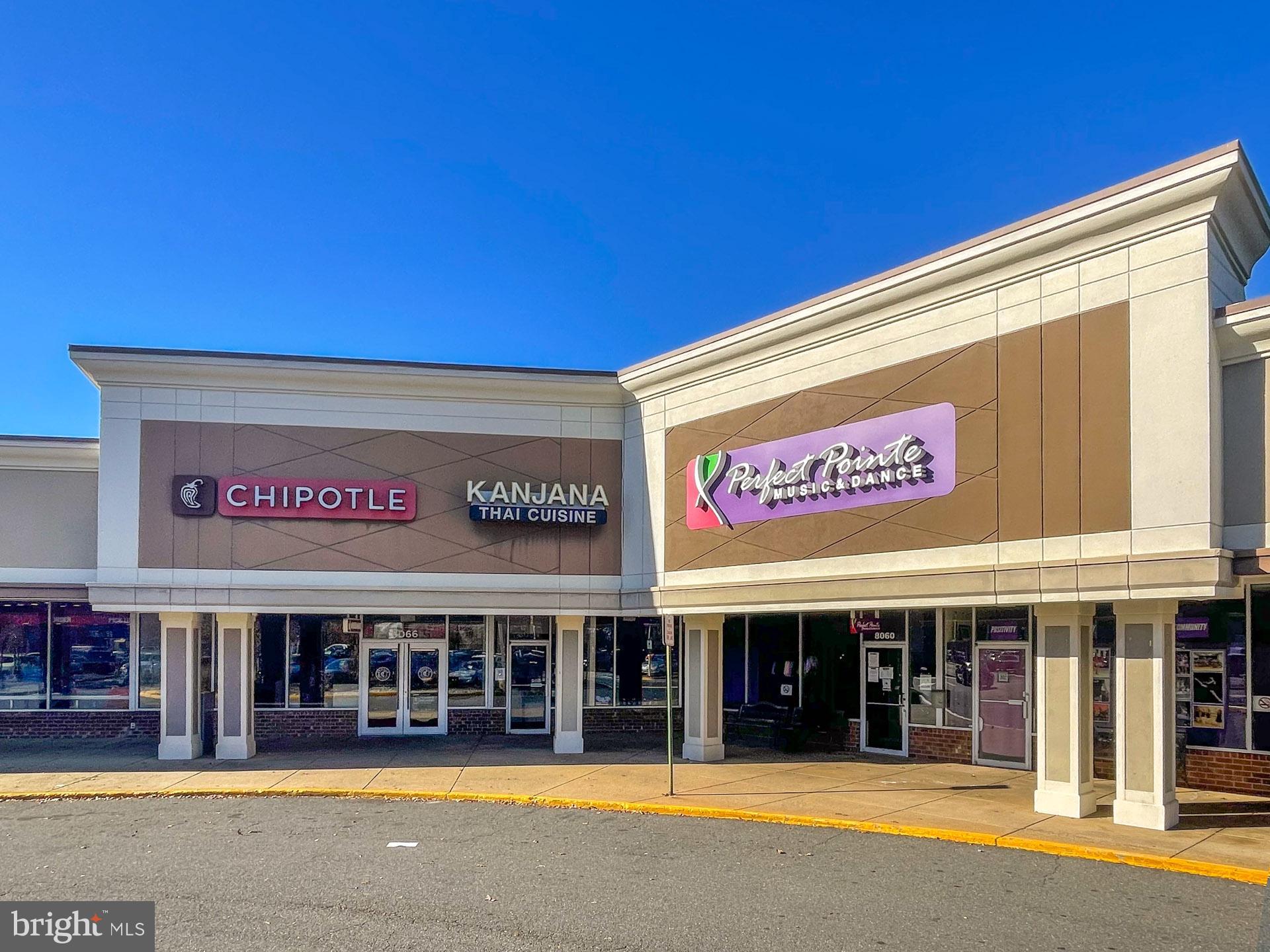 8059 Powderbrook Lane Springfield, VA 22153 - Photo 34 of 51 Restaurants with choices