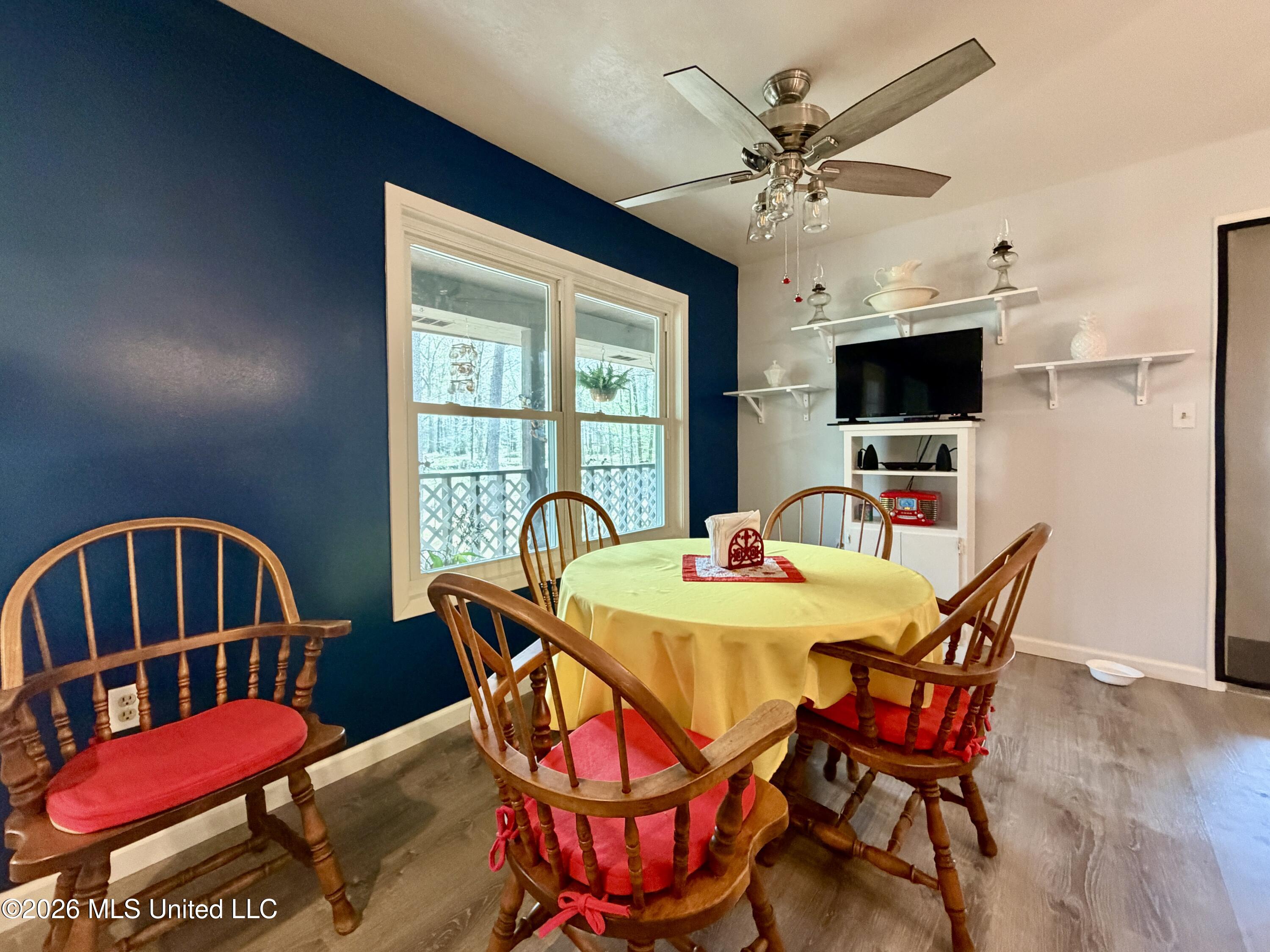 216 Trace Circle Raymond, MS 39154 - Photo 16 of 40 tyracebreakfastroom