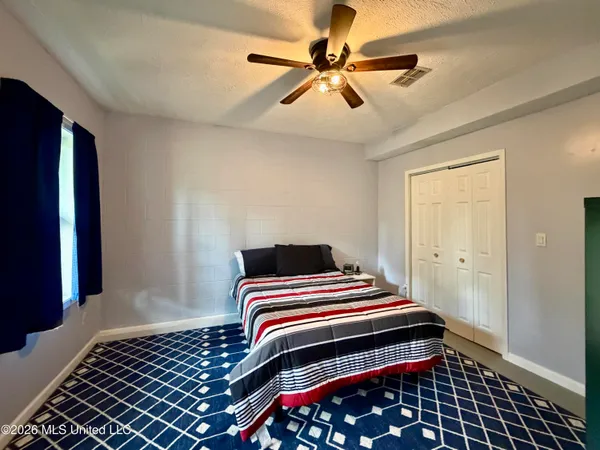 $334,900 | 216 Trace Circle, Raymond, MS 39154