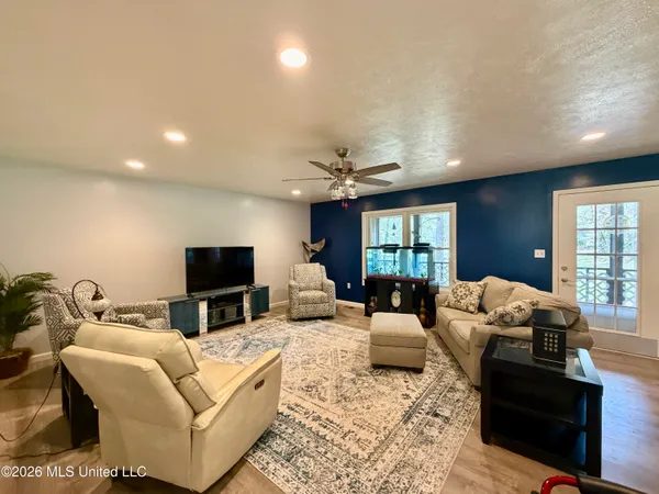 $334,900 | 216 Trace Circle, Raymond, MS 39154