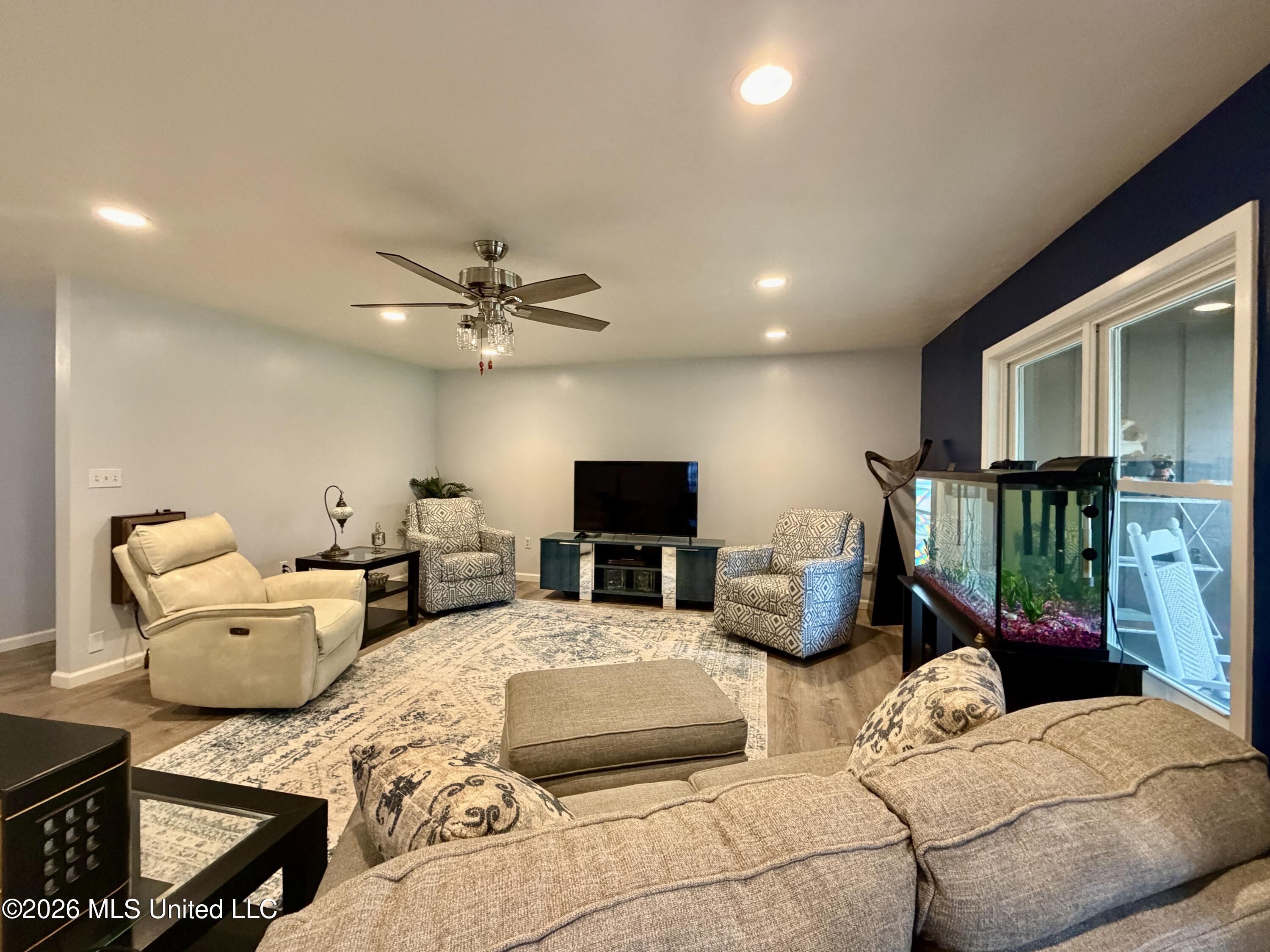 216 Trace Circle Raymond, MS 39154 - Photo 10 of 40 tracegatheringroom