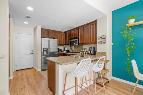 $875,000 | 17071 Calle Trevino, Unit 8, San Diego, CA 92127