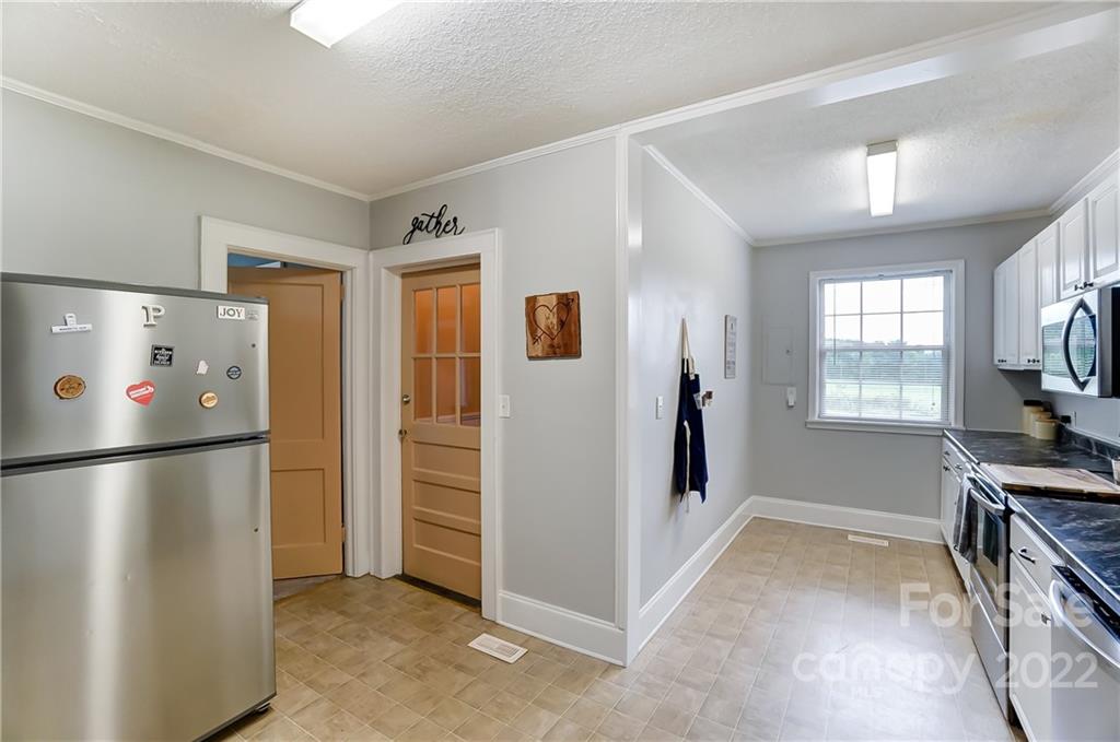 1284 Old Charlotte Road Southwest Concord, NC 28027 - Photo 11 of 25 Gallery Image 11