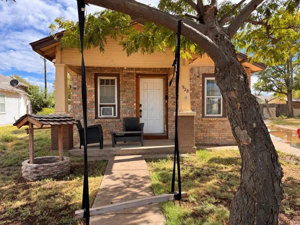 $140,000 | 928 East Fisher Street, Pampa, TX 79065