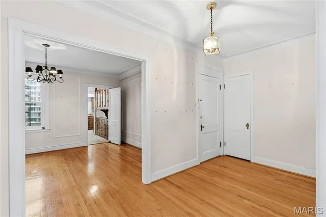 $300,000 | 709 South Skinker Boulevard, Unit 703, St. Louis, MO 63105