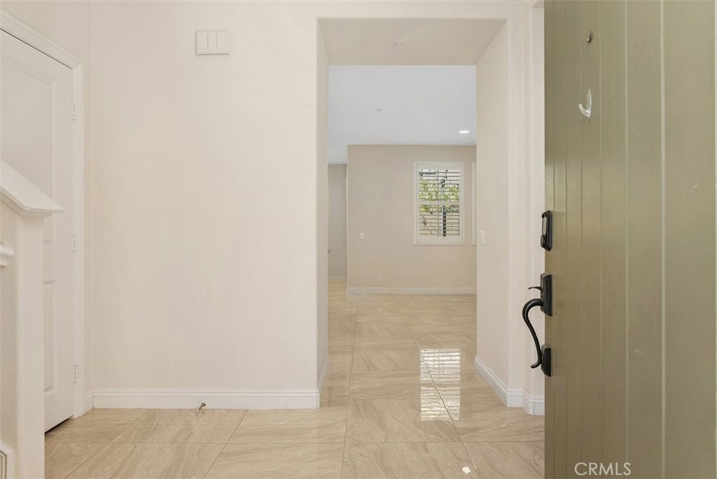 259 Wicker Irvine, CA 92618 - Photo 6 of 30 a bathroom with a shower