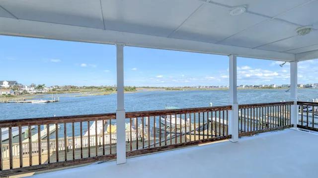 $3,900 | 6713 Monmouth Avenue, Unit 2, Ventnor City, NJ 08406