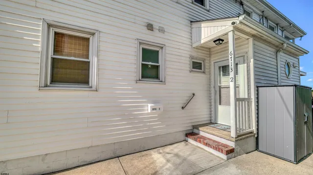 $3,900 | 6713 Monmouth Avenue, Unit 2, Ventnor City, NJ 08406