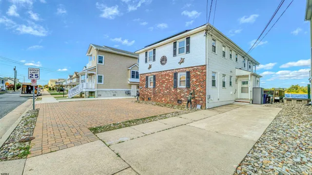 $3,900 | 6713 Monmouth Avenue, Unit 2, Ventnor City, NJ 08406