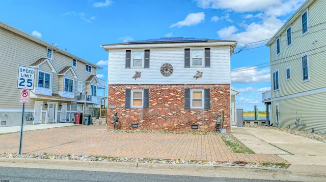 $3,900 | 6713 Monmouth Avenue, Unit 2, Ventnor City, NJ 08406