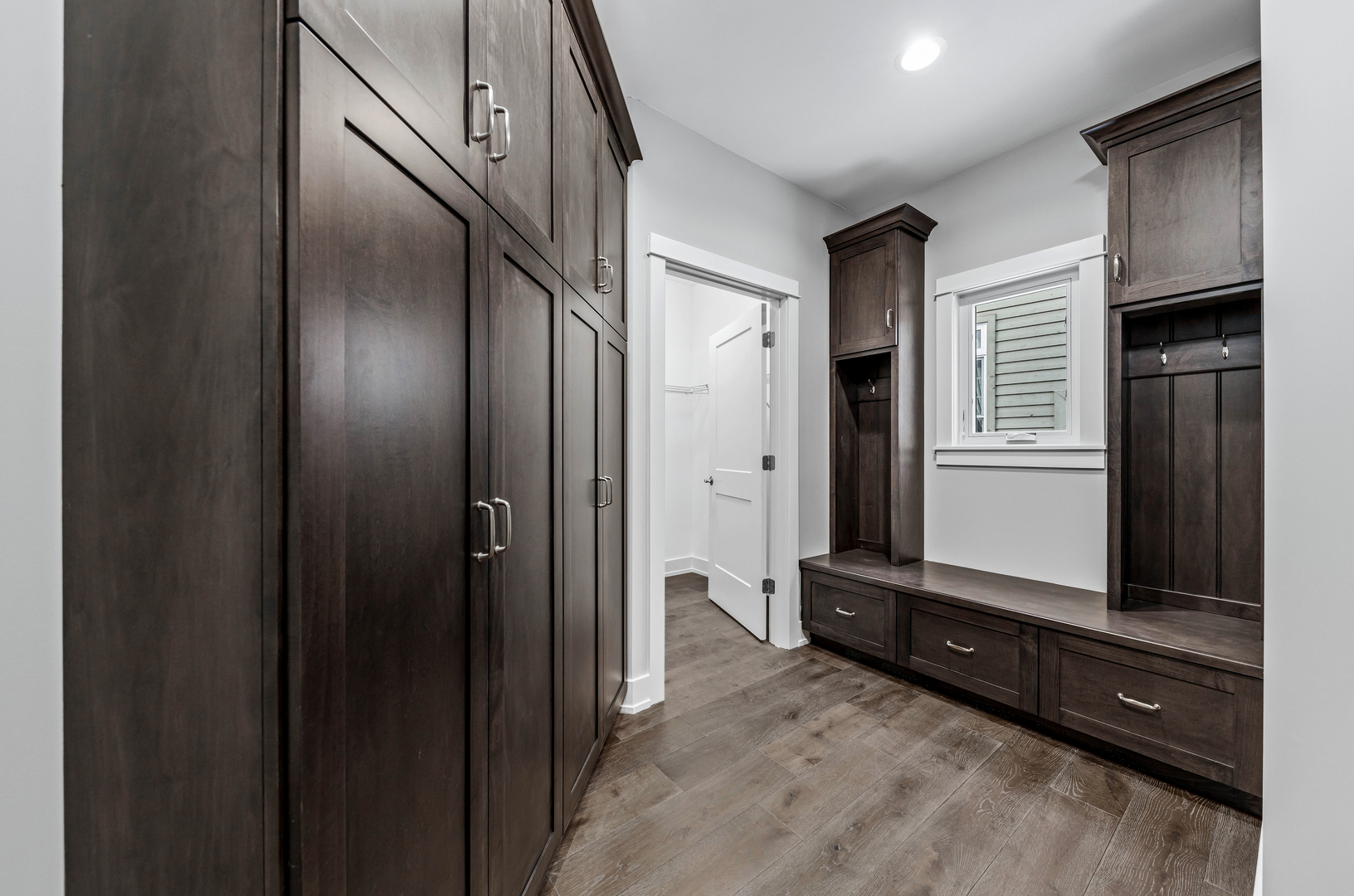 815 Wellner Road Naperville, IL 60540 - Photo 20 of 44