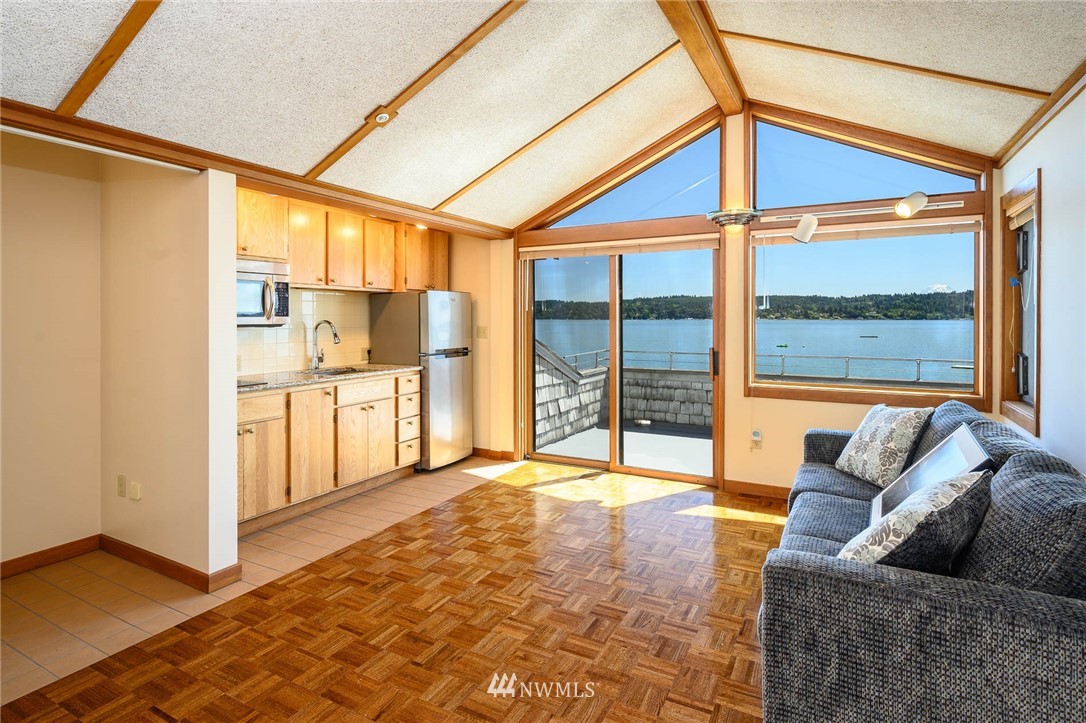 11617 Southwest Shawnee Road Vashon, WA 98070 - Photo 17 of 25 Gallery Image 17