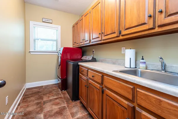 $479,900 | 2670 Emerald Way Drive, Hernando, MS 38632
