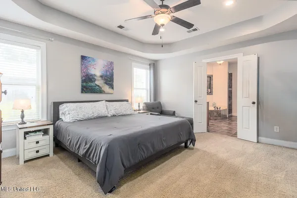 $479,900 | 2670 Emerald Way Drive, Hernando, MS 38632